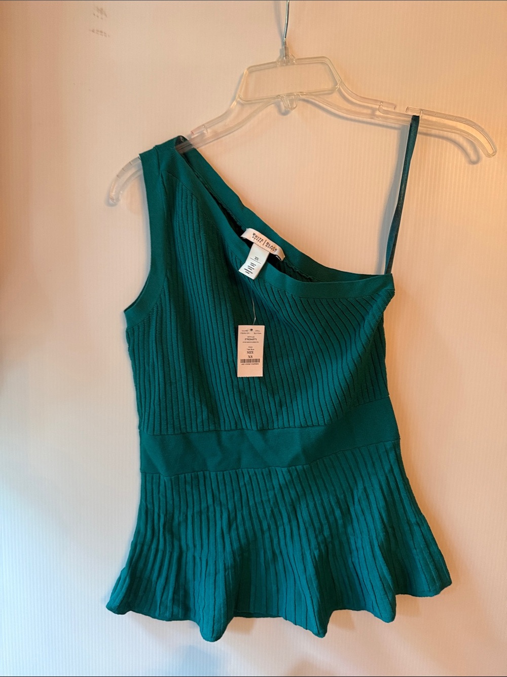 Green One-Shoulder Ribbed Peplum Top
